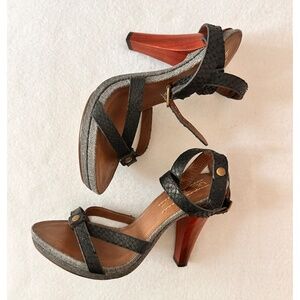 Ugg Gjelina Sexy Rare Platform Gray/Black Heeled Sandals, 7